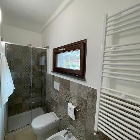 Greenlove Bed & Breakfast 4*