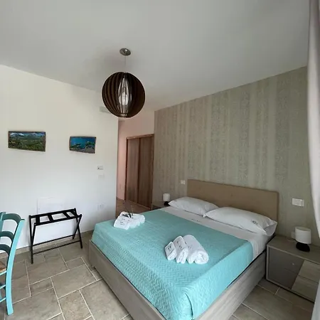 Greenlove Bed & Breakfast 4*