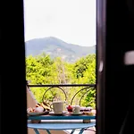 Greenlove Bed & Breakfast 4*